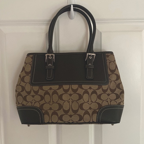 COACH Logo handbag, 9x14x4 - Picture 2 of 5